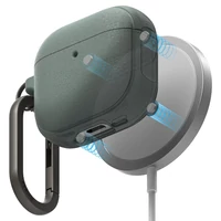 Kép 3/5 - Bluetooth fülhallgató töltőtok tartó, szilikon, vezeték nélküli töltés támogatás, Magsafe kompatibilis, karabiner, Apple AirPods 4 kompatiblis, Ringke Onyx Magnetic, zöld