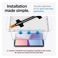 Kép 4/7 - Spigen Apple Glas.tR EZ Fit  iPad Air 13" (2024) tempered kijelzővédő fólia felhelyező kerettel (1db)