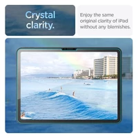 Kép 6/7 - Spigen Apple Glas.tR EZ Fit  iPad Air 13" (2024) tempered kijelzővédő fólia felhelyező kerettel (1db)